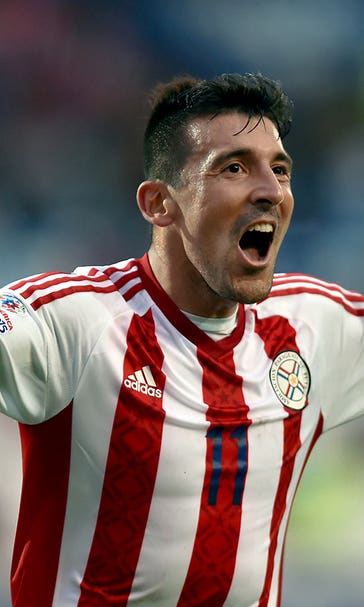 Benitez pounces on error to lift Paraguay over Jamaica